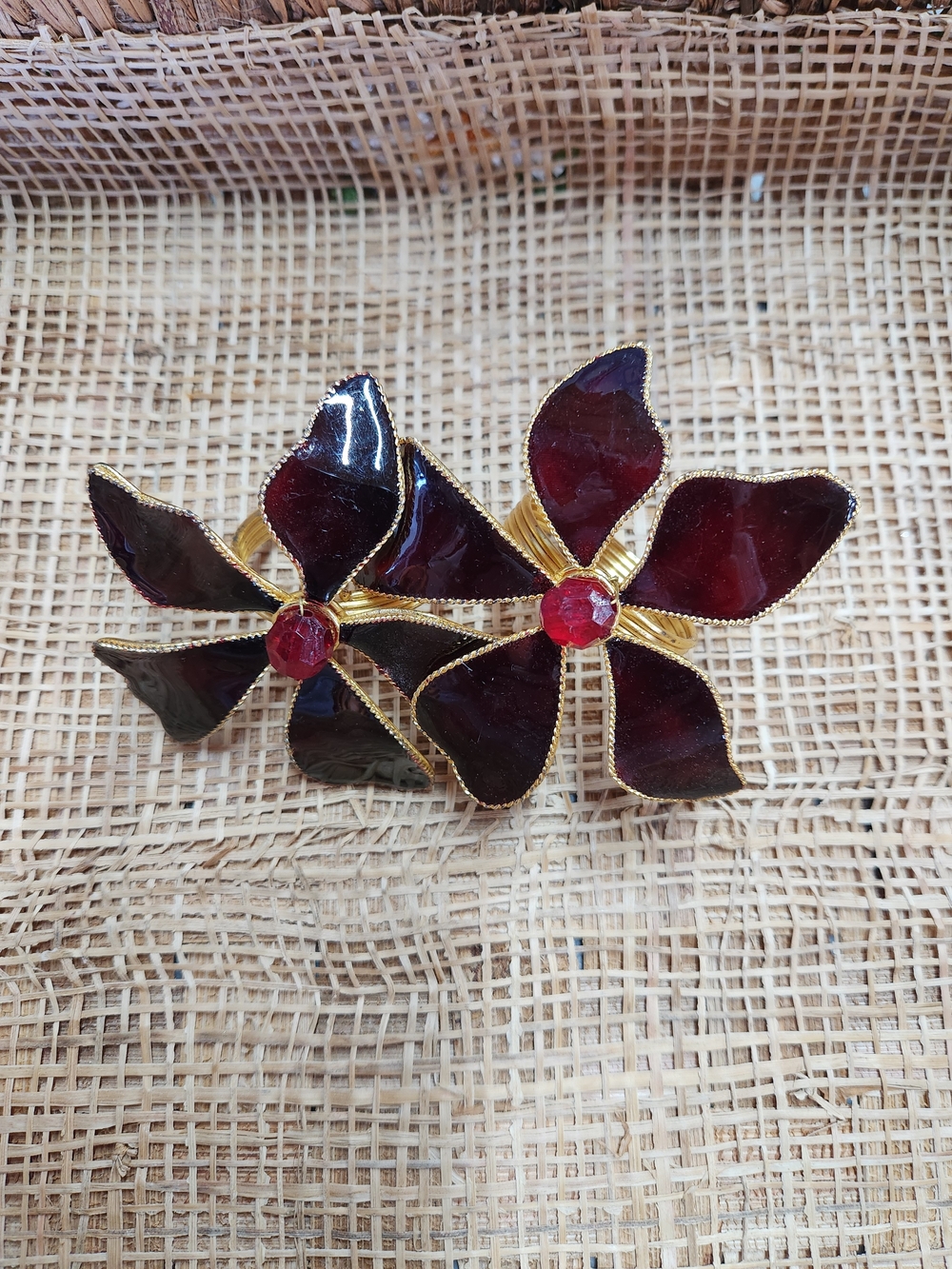 Boho Red Enamel Flower Napkin Holders Gold Tone Christmas Autumn Table